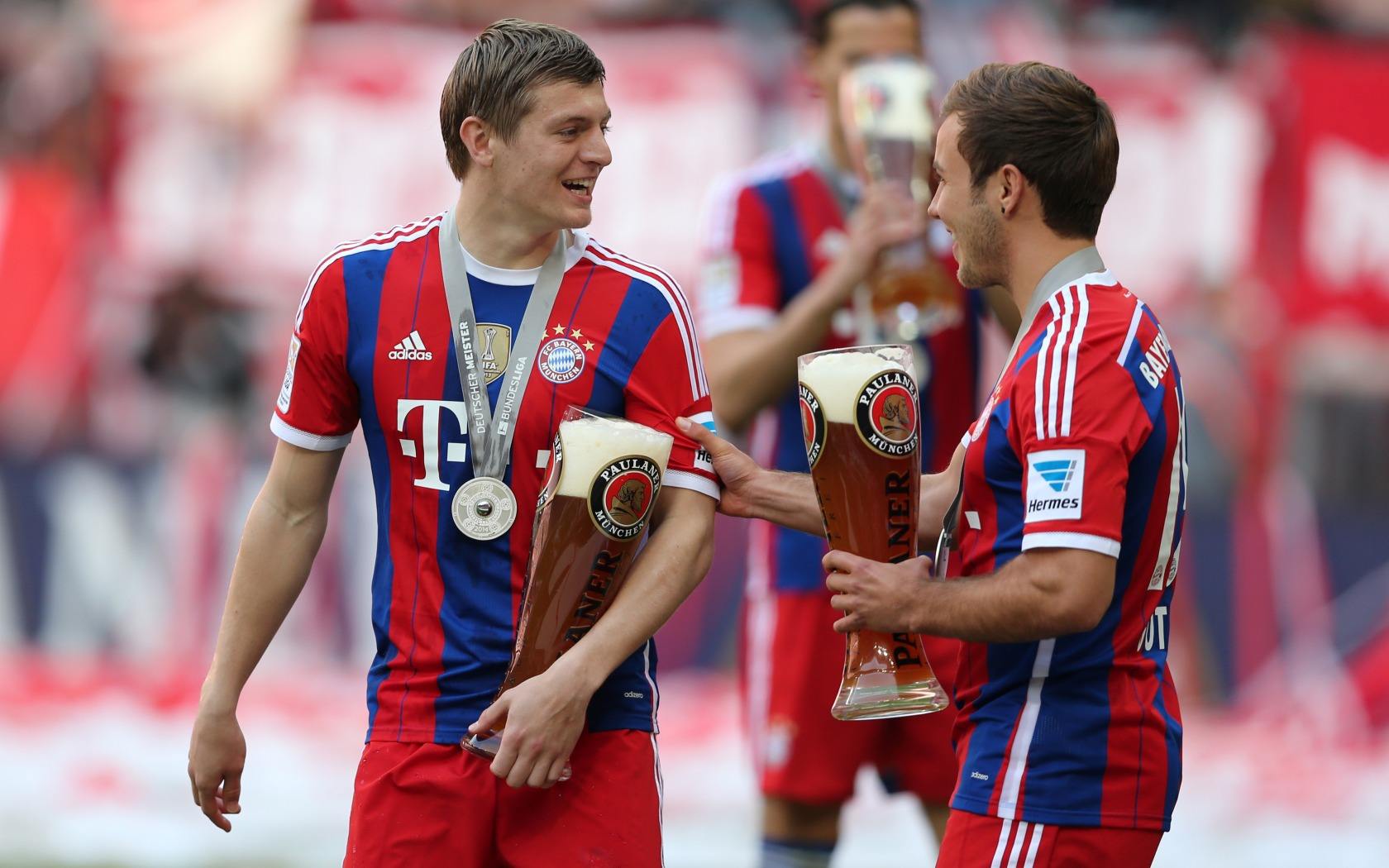 体图：种种迹象表明埃姆雷-詹将会与多特蒙德续约并留队（体图：多重迹象显示埃姆雷-詹将与多特续约并继续留队）