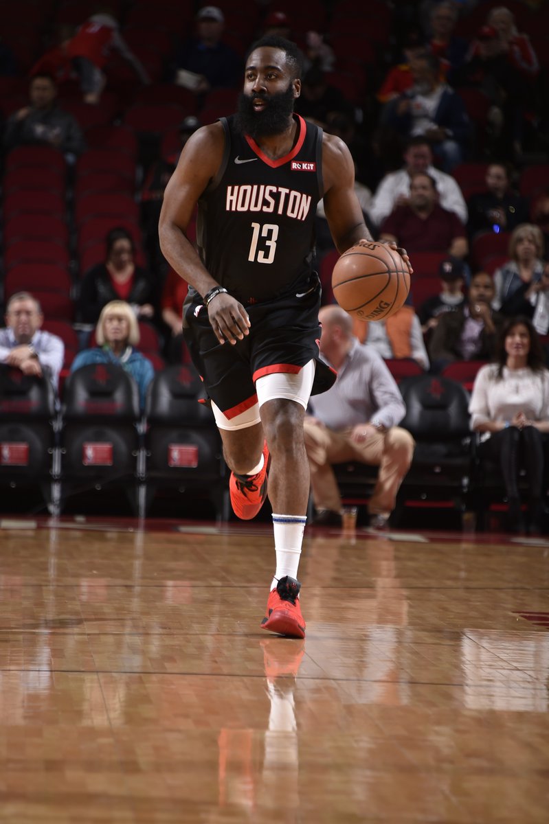 马卡：哈维-阿隆索在青年队时代曾两次拒绝毕包的邀约（马卡：哈维·阿隆索青训时期两度婉拒毕尔巴鄂的邀请）