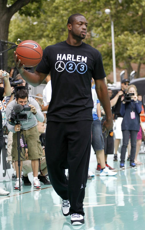 怒送37分！古巴男排输给自己 意大利挺进四强 米切莱托17分+绝杀（古巴男排怒赠37分自毁好局，意大利挺进四强，米切莱托17分完成绝杀）