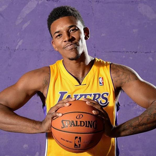 ESPN：帕奎塔冬窗可能将留在西汉姆，但想在世界杯后离队（ESPN：帕奎塔冬窗大概率留守西汉姆，世界杯后有意离队）