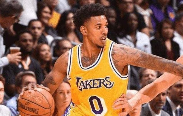 胡尔克谈转会传闻：媒体谈论的比我自己知道的还多（胡尔克回应转会传闻：媒体掌握的信息似乎比我还多）