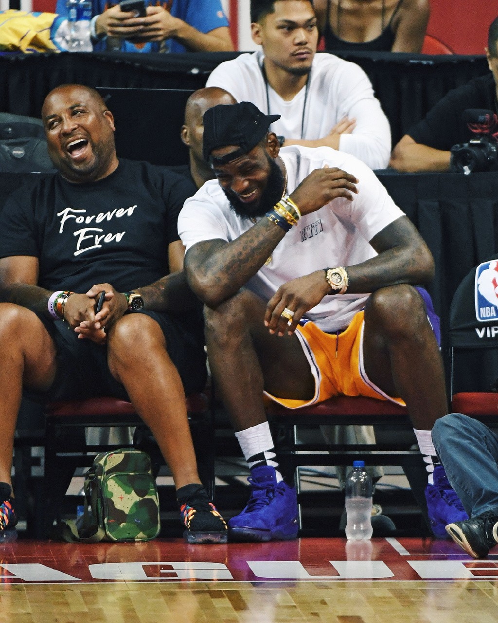 皇家马德里即将签下洛格朗尼斯的瑰宝：曼克斯·雷佐拉的崛起之路（皇马接近敲定洛格朗尼斯天才：曼克斯·雷佐拉的跃升之路）