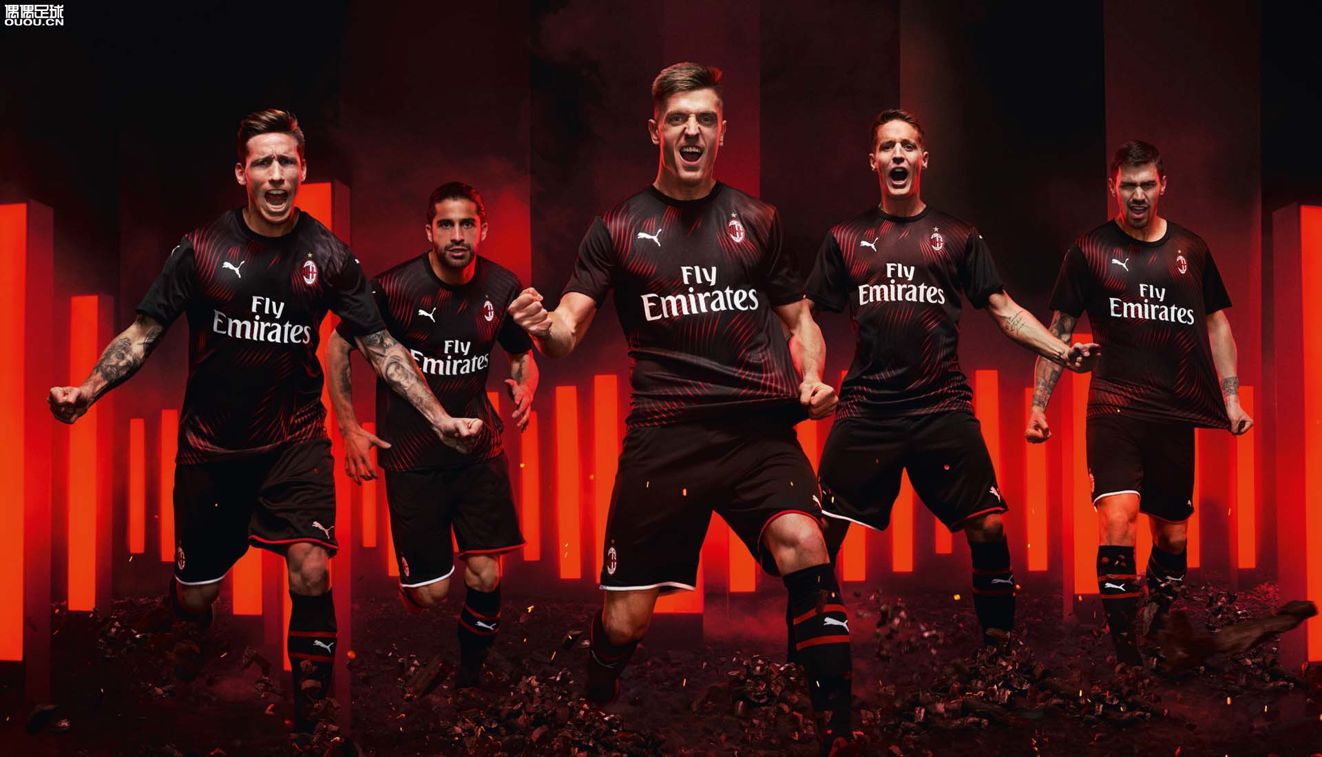 萨拉赫欧冠遭除名！利物浦内讧升级，功勋巨星与俱乐部彻底决裂（欧冠名单不见萨拉赫！利物浦风波加剧，功勋巨星与俱乐部分道扬镳）