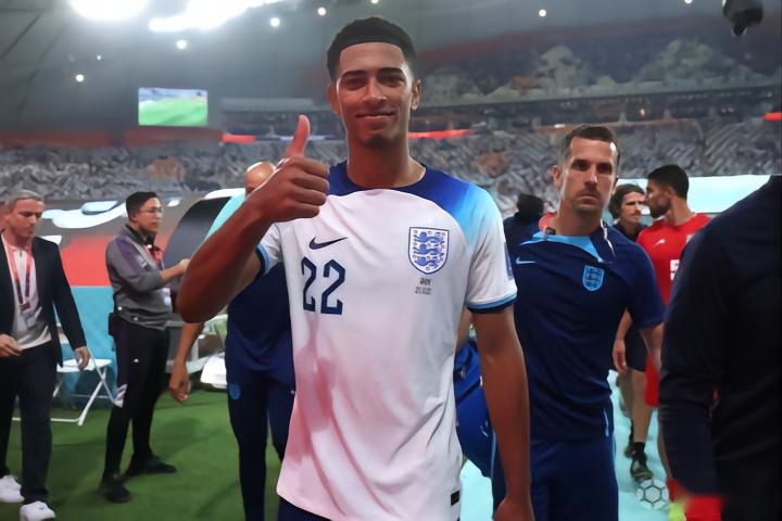 加斯佩里尼：这支罗马能参与多线竞争；冬窗不会为引援而引援（加斯佩里尼：罗马有能力多线作战，冬窗不会盲目引援）