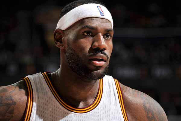 布冯：皮奥是今年意大利足球的亮点，他的特点有点像托尼（布冯：皮奥是今年意大利足坛的最大亮点，风格与托尼颇为相似）